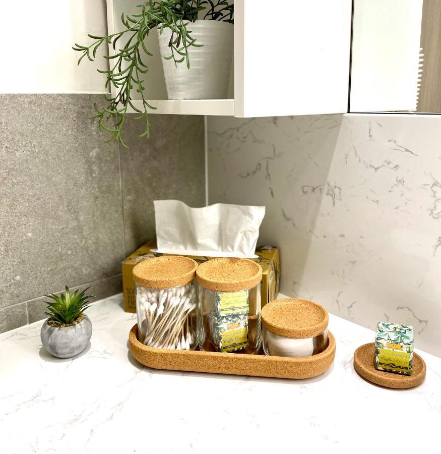 Atrium Apartman Heviz Mit Panoramaterrasse Und Tiefgarage Ngoại thất bức ảnh