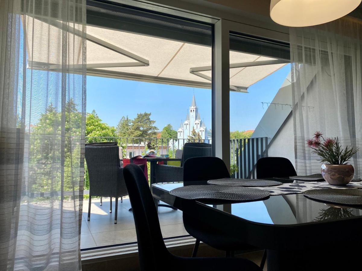 Atrium Apartman Heviz Mit Panoramaterrasse Und Tiefgarage Ngoại thất bức ảnh